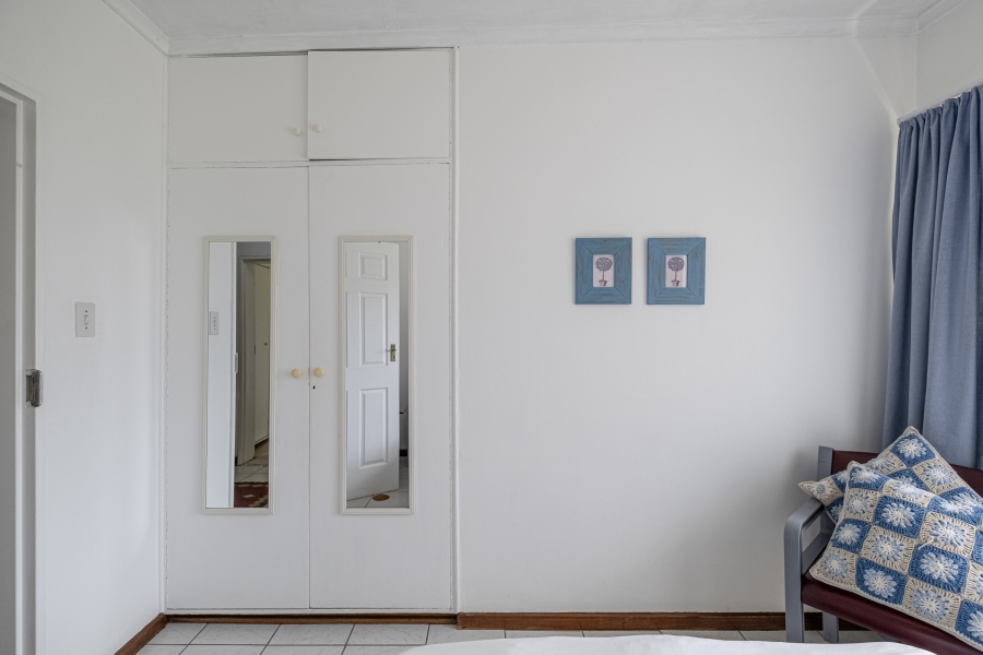 4 Bedroom Property for Sale in Summerstrand Eastern Cape